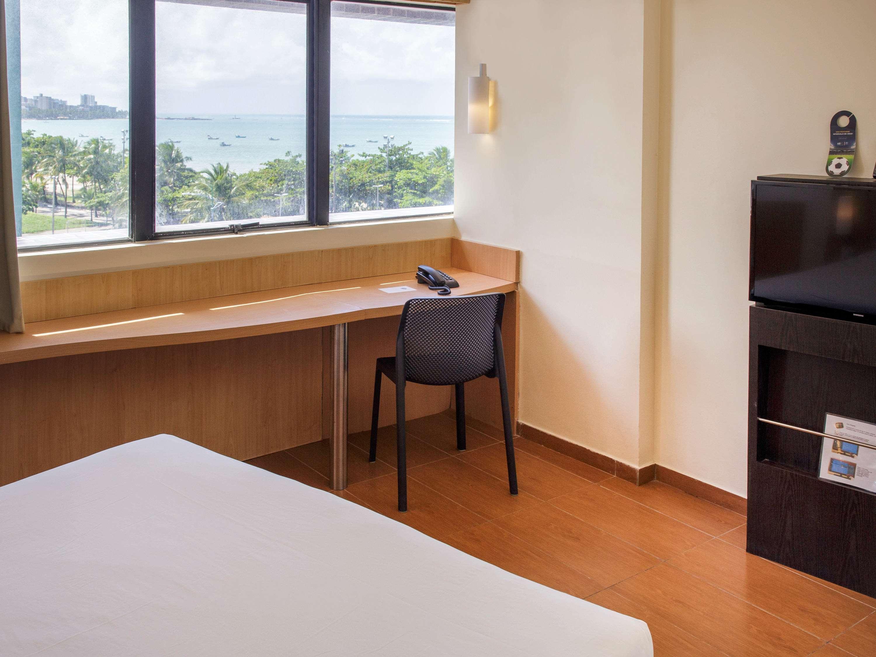 Готель Ibis Maceio Pajucara Екстер'єр фото